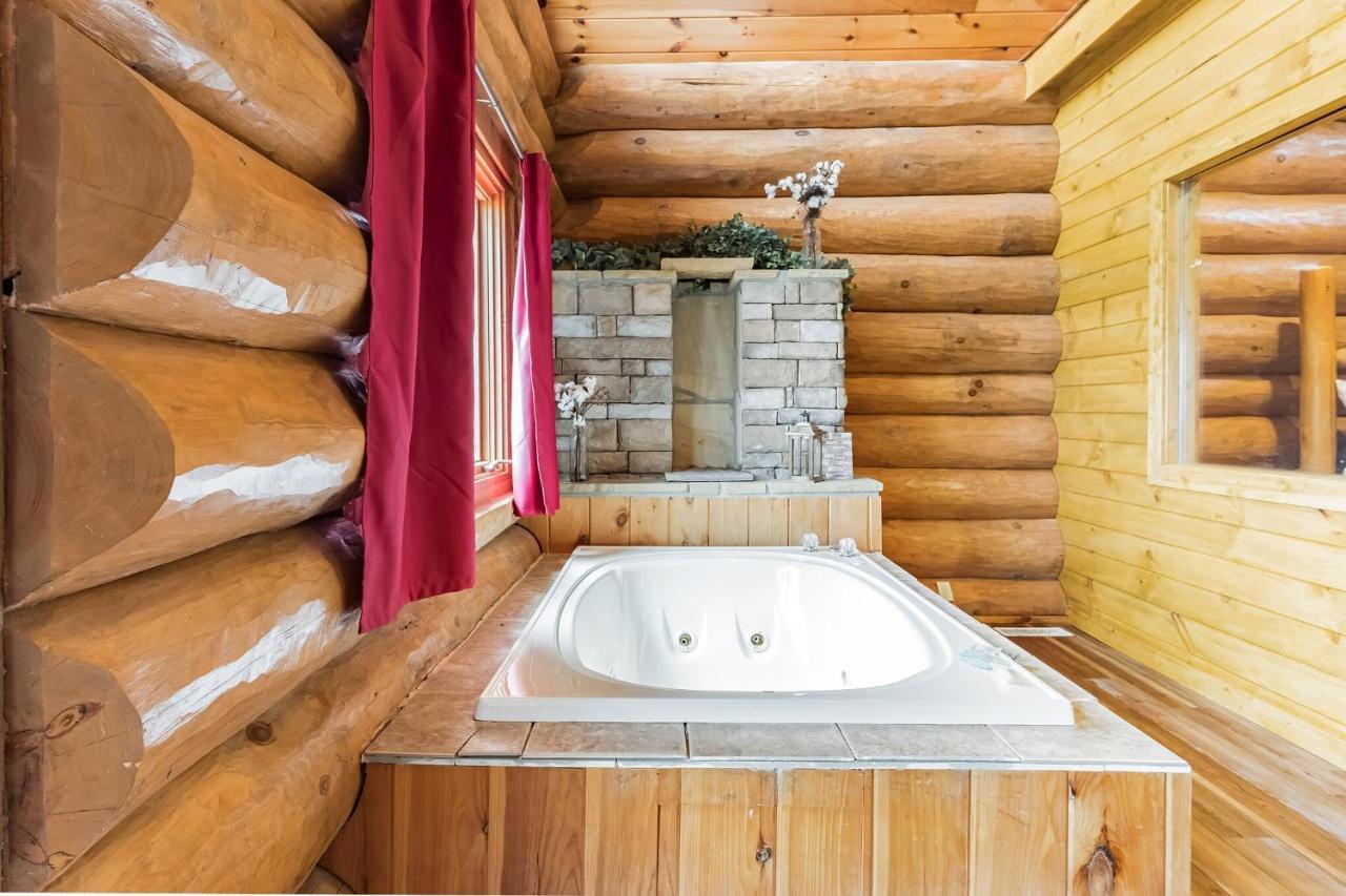 Sky Views - Panoramic Views Cabin Гатлинбург Экстерьер фото
